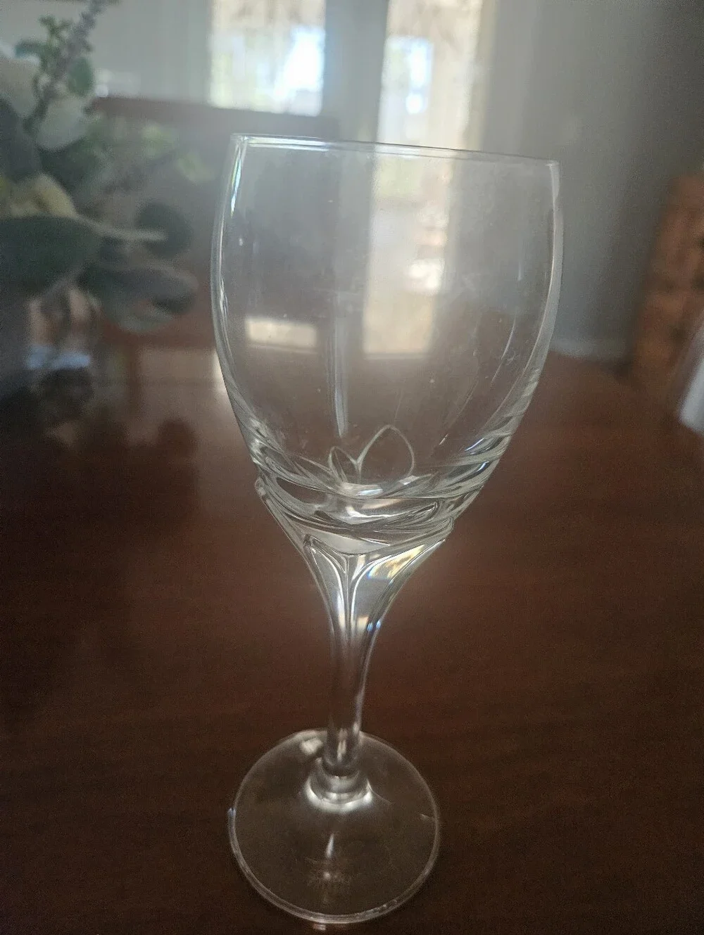 Mikasa La Belle Set Of 4 Wine Glasses Never Used